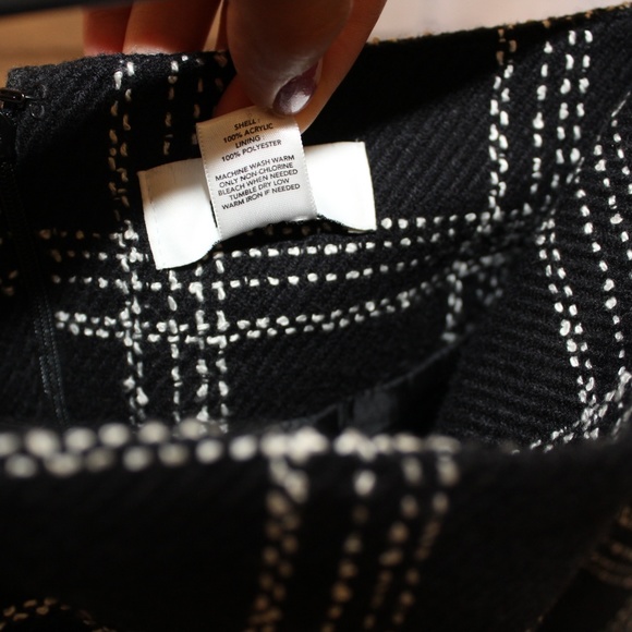 Ann Taylor Loft Black Tweed Pencil Skirt - Picture 6 of 6